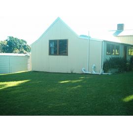 Glenbrook Cottage (former Russell Homestead)