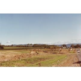 Old Lake Entrance Road