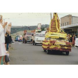 Oak Flats Parade