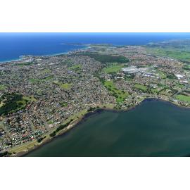 View from Lake Illawarra to Kiama