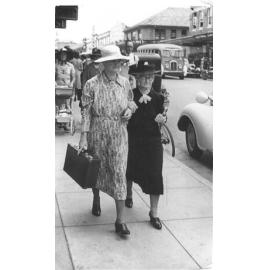 Muriel Parkinson and Euphemia Couch