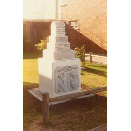 War memorial in Caroline Chisholm Park, Shellharbour