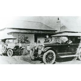 Fleming's hire car service at Albion Park