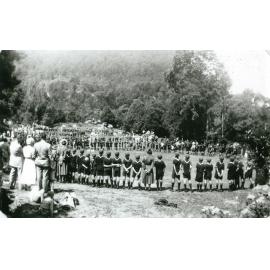 Sir John Northcott taking the Grand Howl