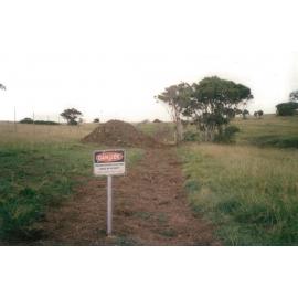 Laying ICC underground cable in Blackbutt Forest Reserve 1986