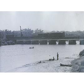 Railway bridge over the Minnamurra River