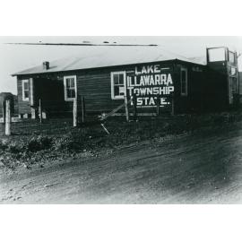 Post Office store, Tongarra Rd, Oak Flats about 1923
