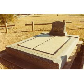 Snodgrass Family headstone, Albion Park Pioneer Cemetery
