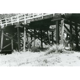 Manson's Bridge, Calderwood Rd, Albion Park