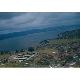 Aerial view of Oak Flats High School