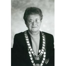 Shellharbour City Mayor Joan Vinton 2003-2004