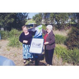 Unveiling of McKinnery plaque, Shellcove