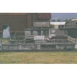 Thomas Family Grave