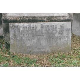 Thomas Family Grave