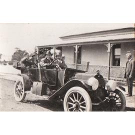 Allen Family Outside the Family Home 'Karamia'