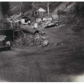 Jim Pearson Hauling Coal from Tongarra Mine