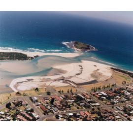 Lake Illawarra Entrance