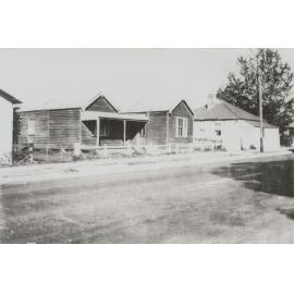 Lyons and Raftery Homes, Tongarra Road, Albion Park.