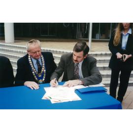 Signing of the Aboriginal Statement of Commitment