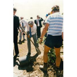 Prime Minister Bob Hawke's Visit to Shellharbour