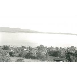 View from Mount Warrigal to Gooseberry Island 