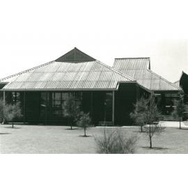 Warilla Library