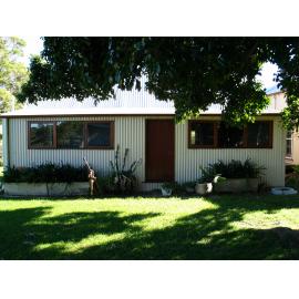 Glenbrook Cottage (former Russell Homestead)