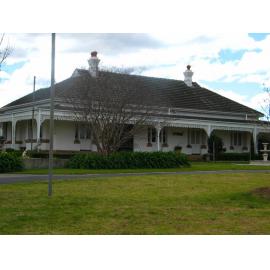 Ravensthorpe, Albion Park