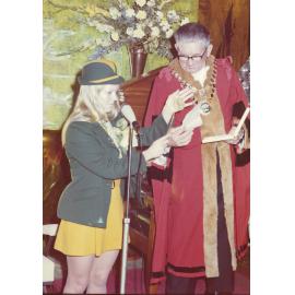 Beverley Whitfield and Mayor Keith Grey
